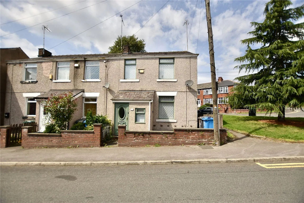 3 bed house for sale, Fir Lane, Royton, OL2