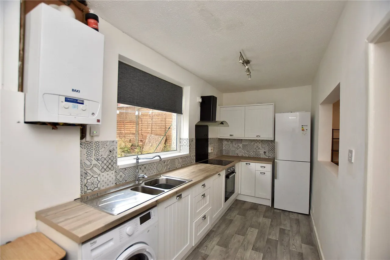 Fir Lane, Royton, OL2, photo 6