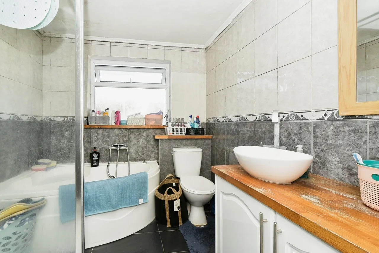 Morrison Street, Swindon, Wiltshire, SN2, photo 14