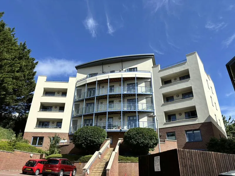 2 bed house for sale — Massey House, Brook Street, Tring, Hertfordshire, HP23 5AX