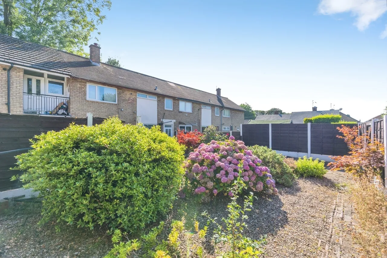 Agecroft Road, Romiley, Stockport, Greater Manchester, SK6, photo 33