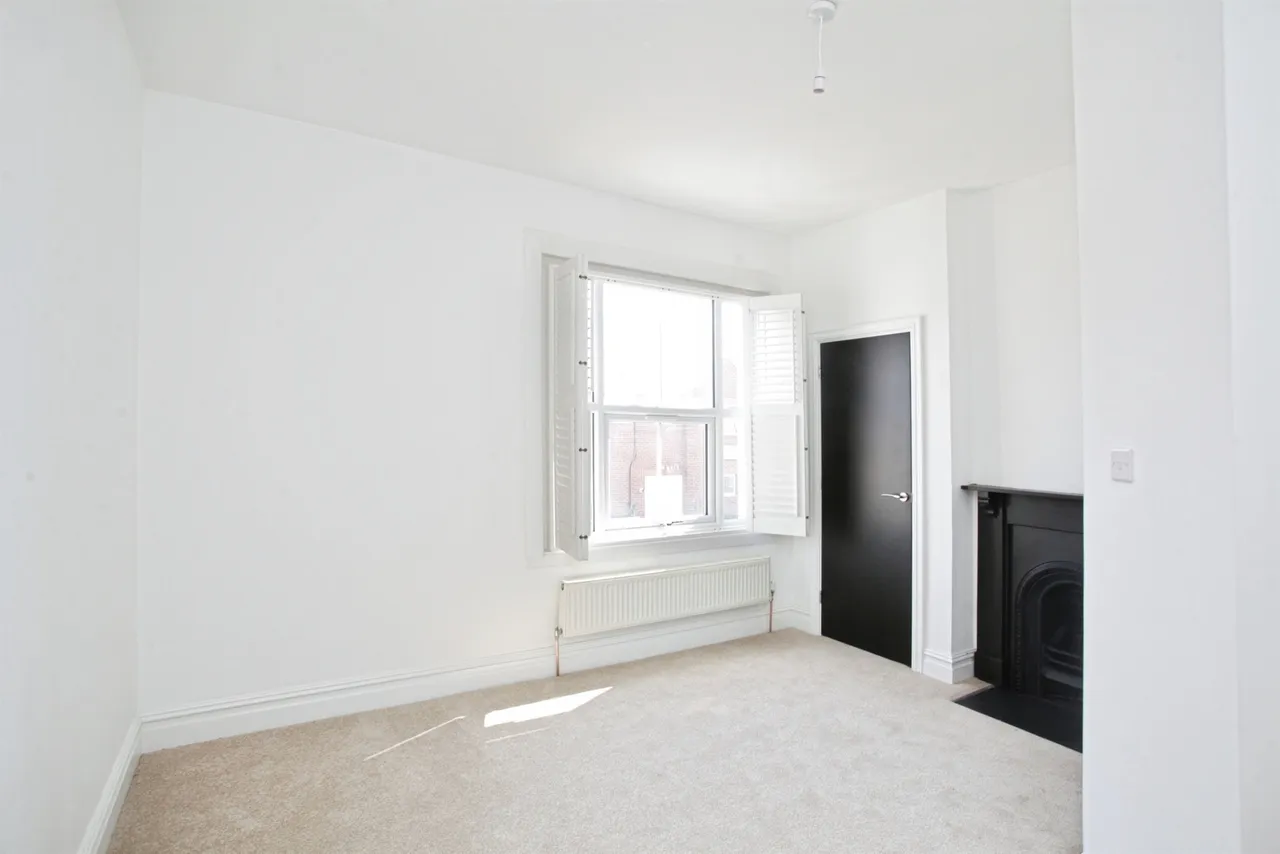 Lower Hillmorton Road, Rugby, photo 11