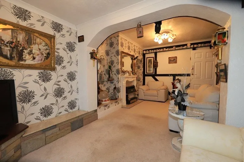 Deyncourt Road, Wolverhampton, WV10, photo 6