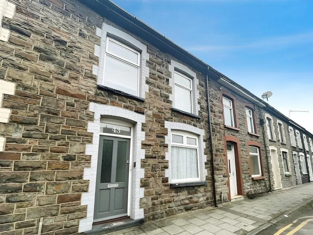 3 bed house to rent, North Road, Porth, CF39