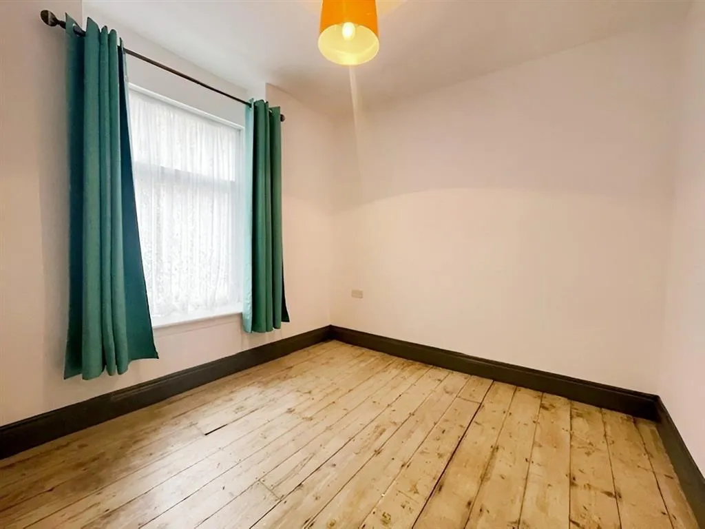 North Road, Porth, CF39, photo 5