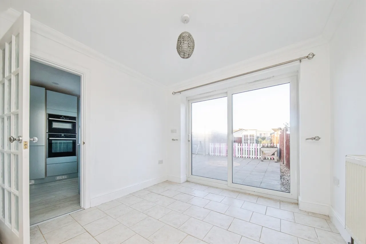 Lymington Avenue, Clacton-On-Sea, CO15, photo 7