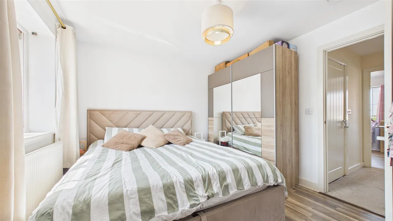 Goldcrest Road, Crowland, photo 9