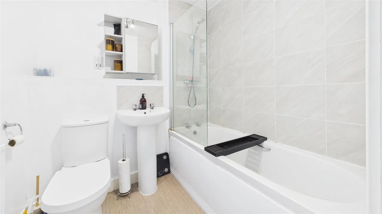 Goldcrest Road, Crowland, photo 15