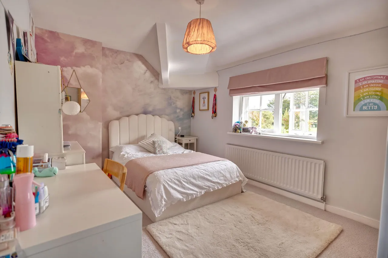 Hatfield Heath Road, Sawbridgeworth, CM21, photo 15
