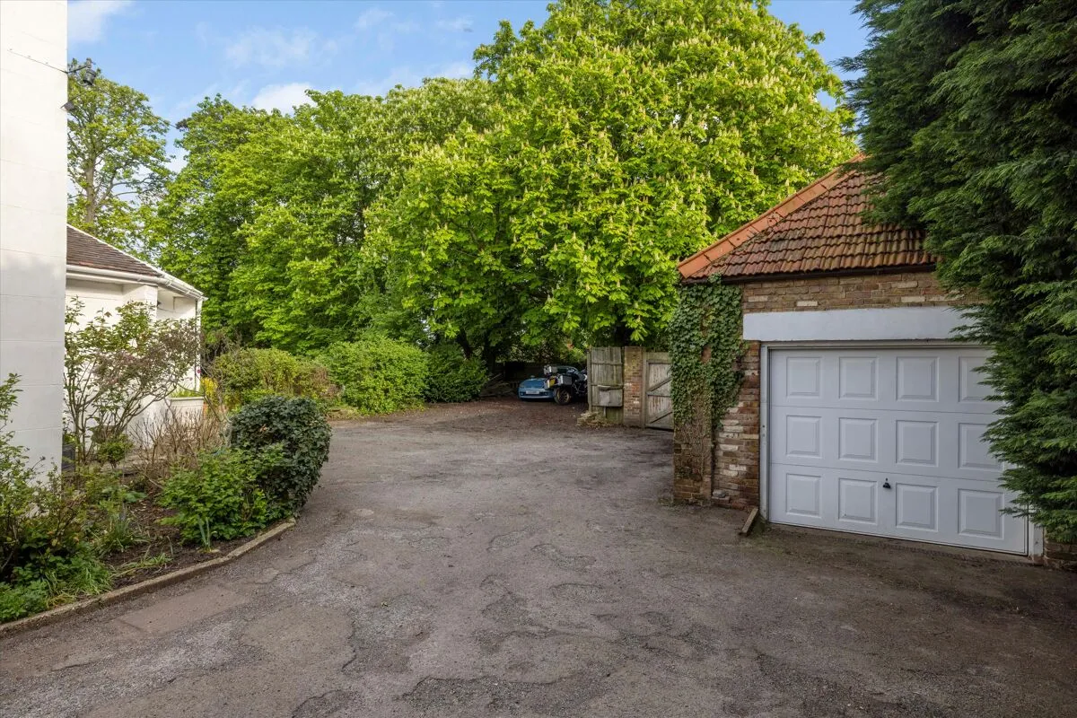 Woodlands Lane, Stoke D'Abernon, KT11, photo 21