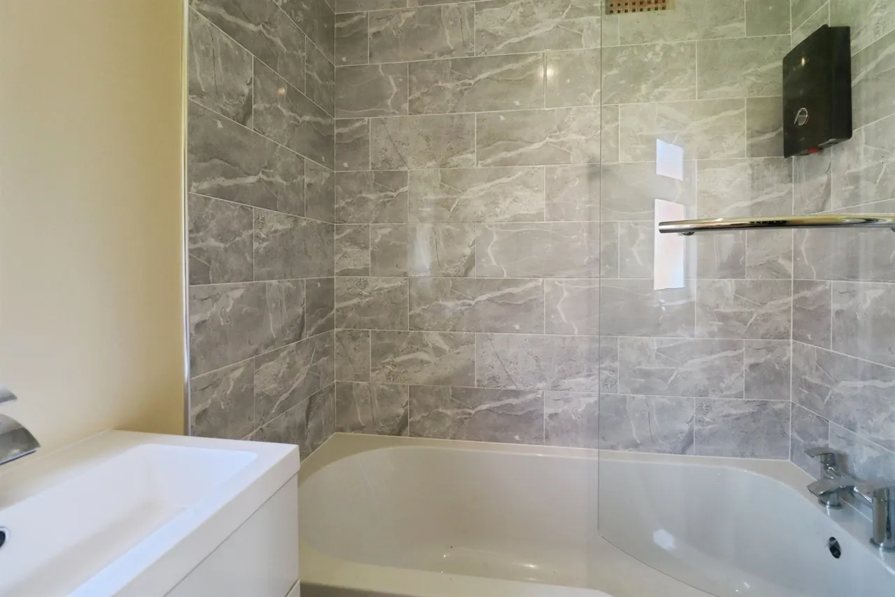 College Road, Barry, CF62, photo 15