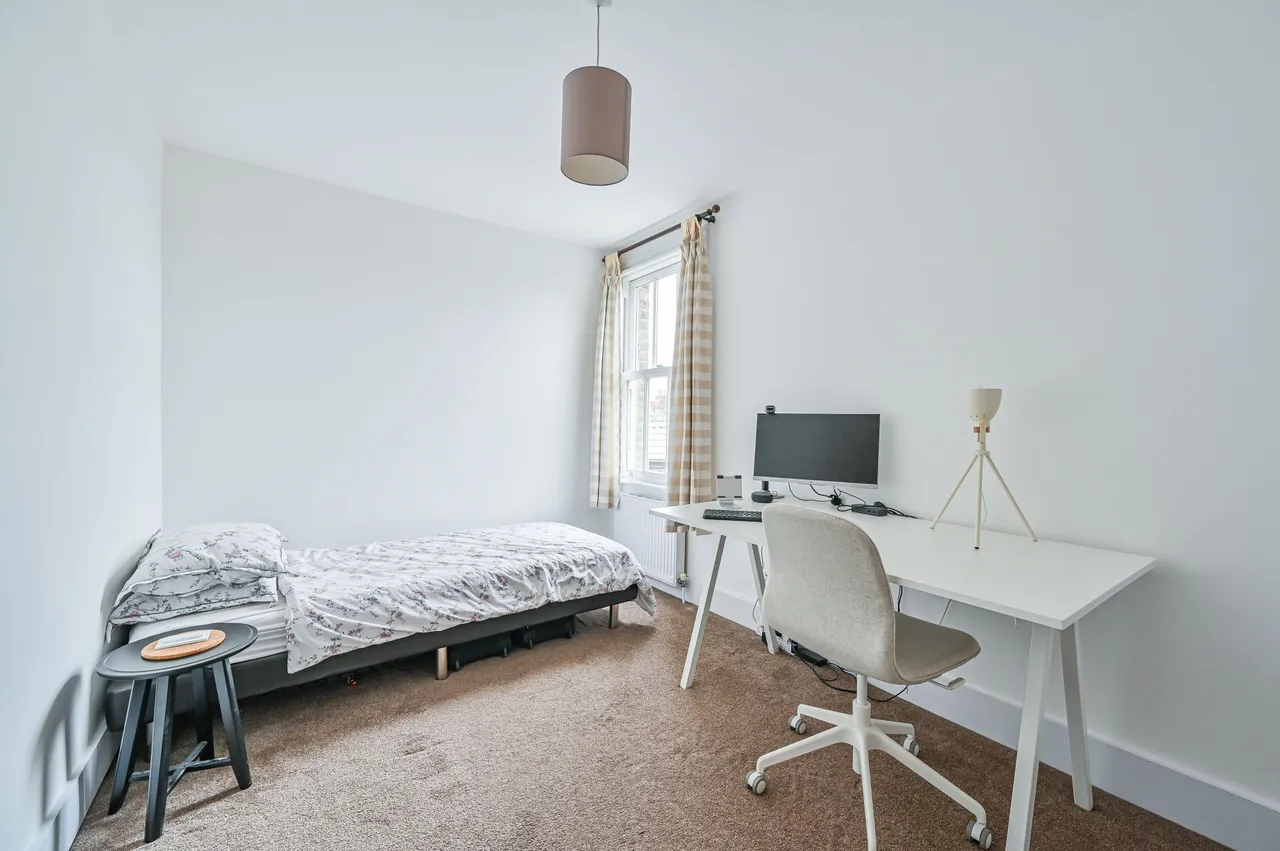 London, SE26, photo 12