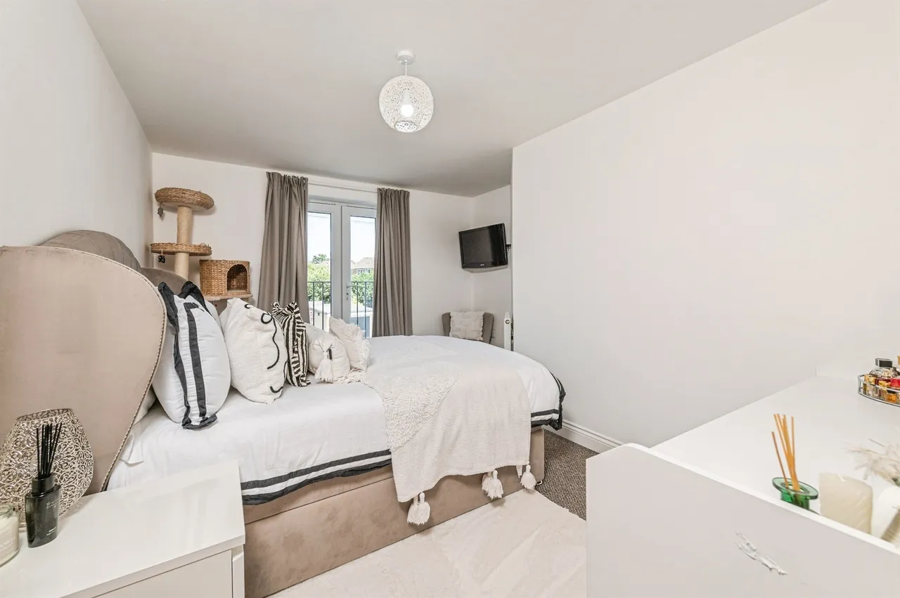Spindle Close, Dewsbury, WF12, photo 5
