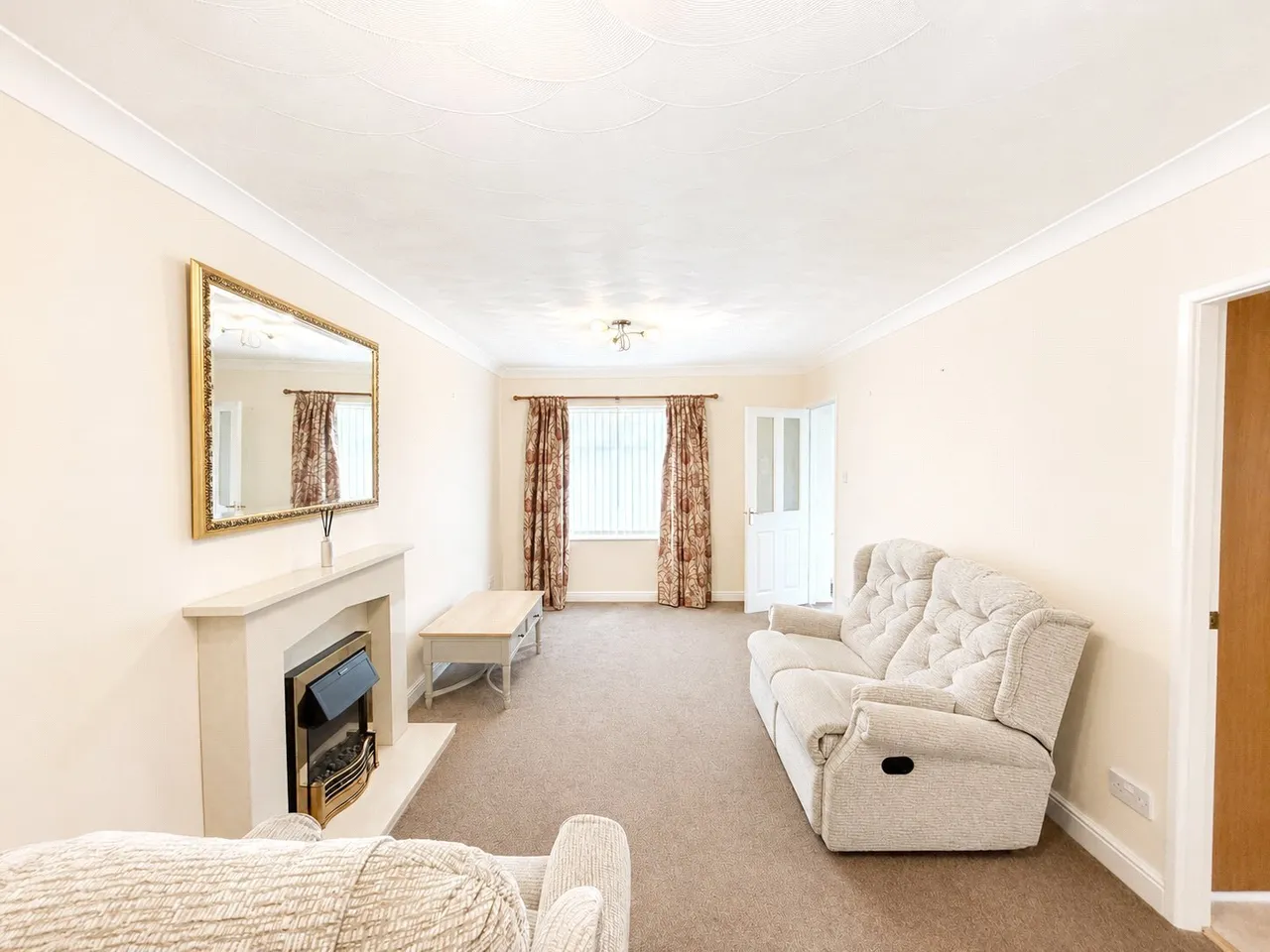 Fernwood Close, Brompton, Northallerton, North Yorkshire, DL6, photo 3