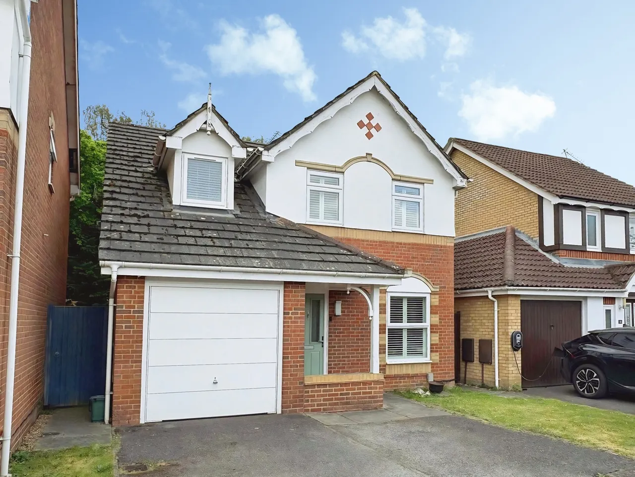 Phillips Close, Tongham, Surrey, GU10 1AW, photo 18