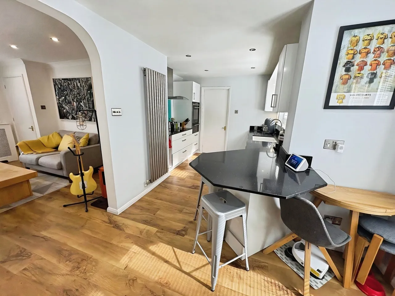 Phillips Close, Tongham, Surrey, GU10 1AW, photo 8