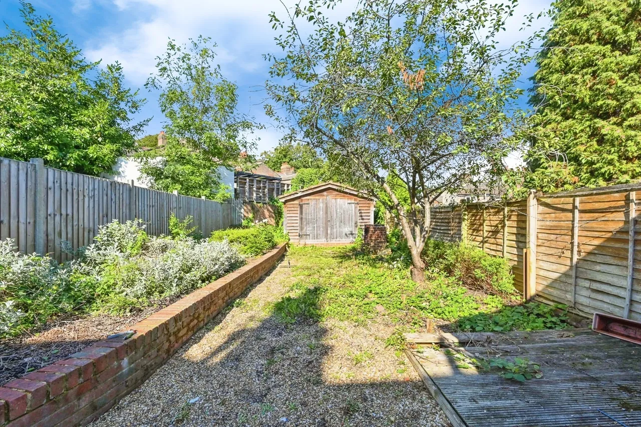 Ashton Road, Luton, Bedfordshire, LU1, photo 14