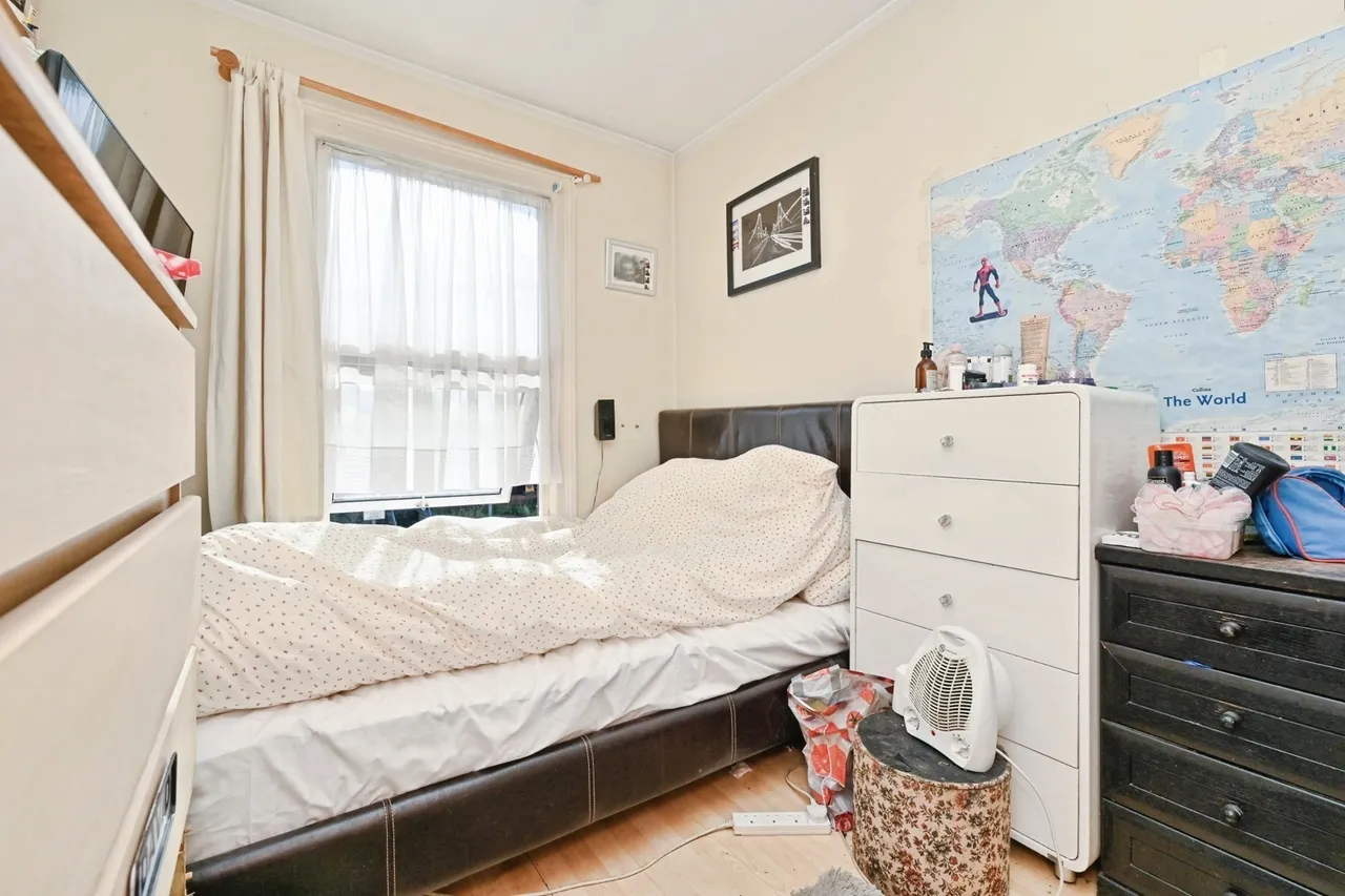 Ashton Road, Luton, Bedfordshire, LU1, photo 5