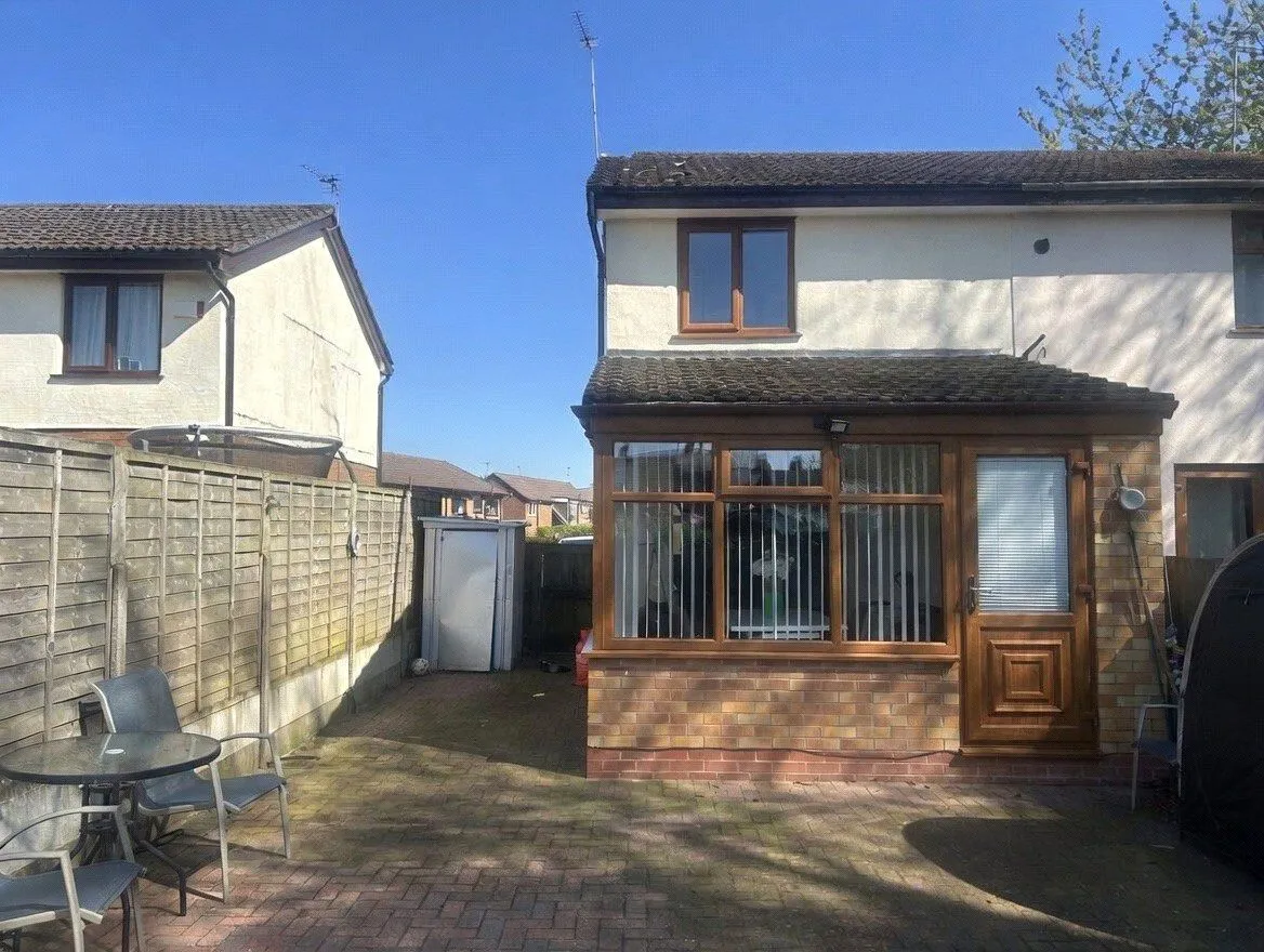 Ravenwood, Chadderton, OL9, photo 14