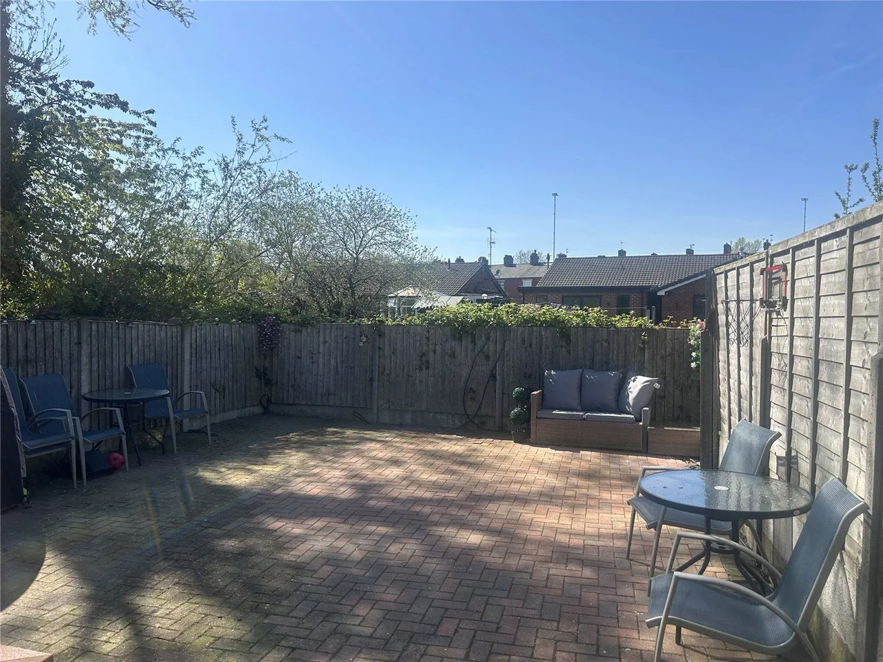 Ravenwood, Chadderton, OL9, photo 13