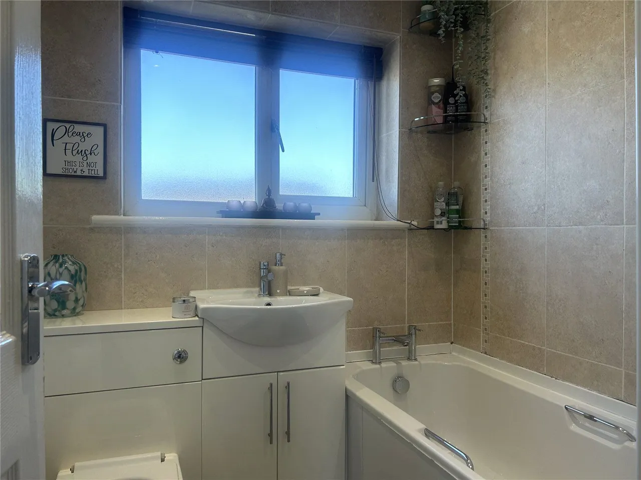 Ravenwood, Chadderton, OL9, photo 12