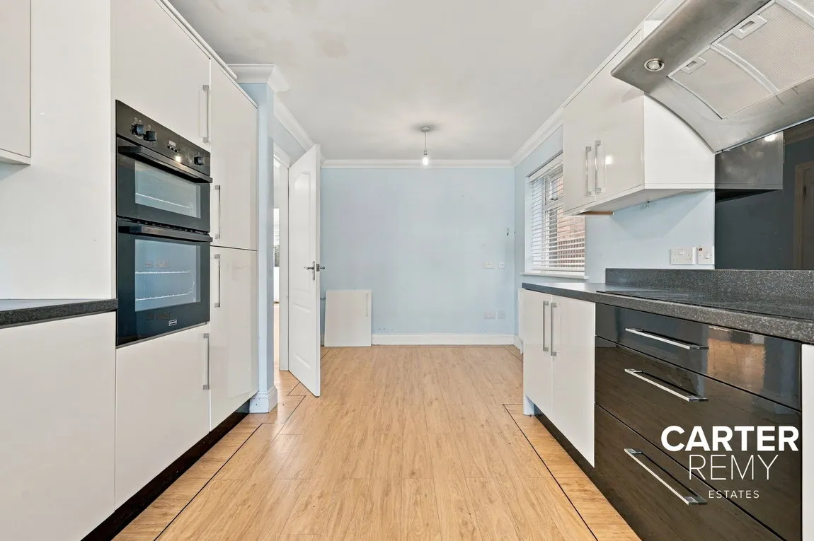 Bartley Road, Benfleet, SS7 4DB, photo 11