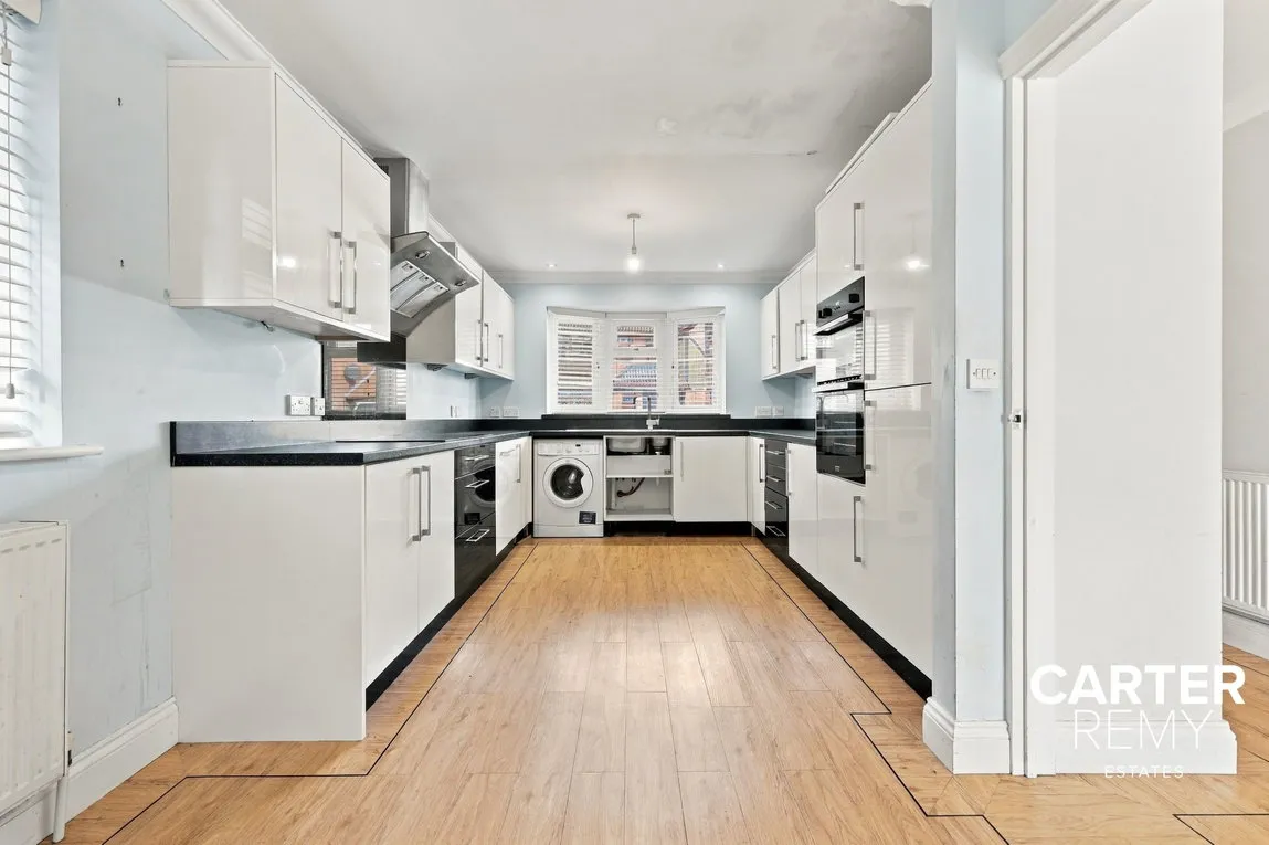 Bartley Road, Benfleet, SS7 4DB, photo 3