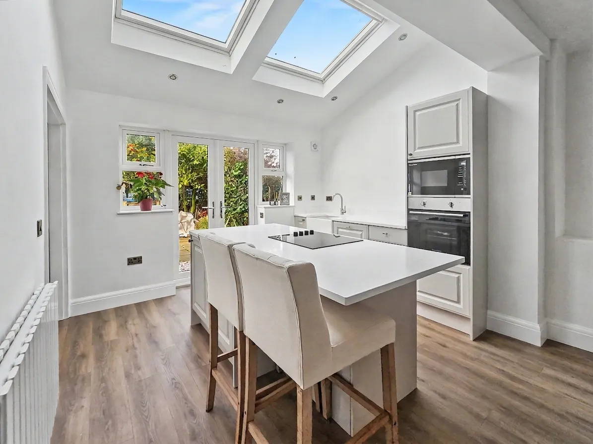 Lawrence Street, Bury, BL9, photo 2