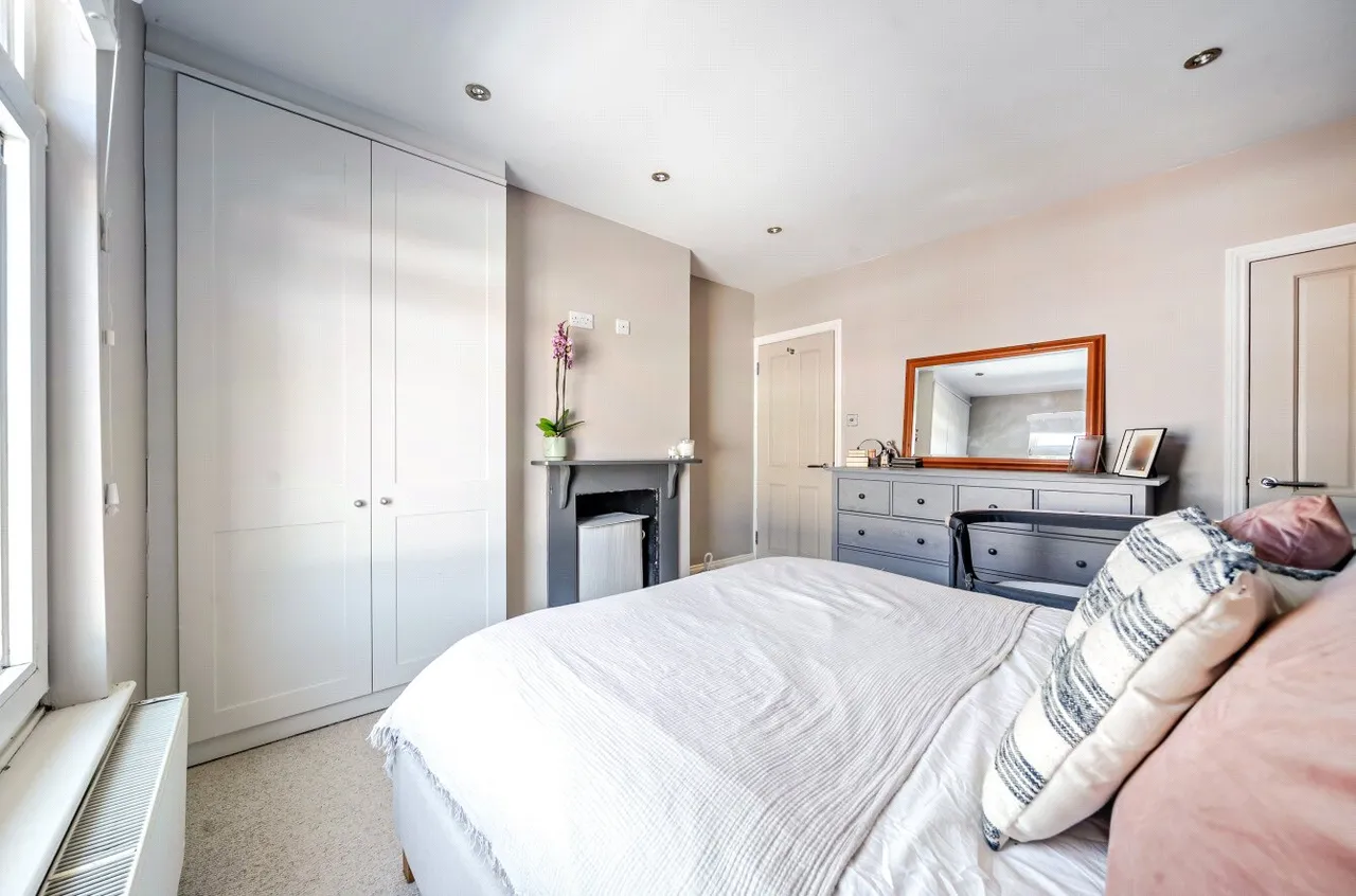 Rupert Road, Guildford, GU2, photo 9