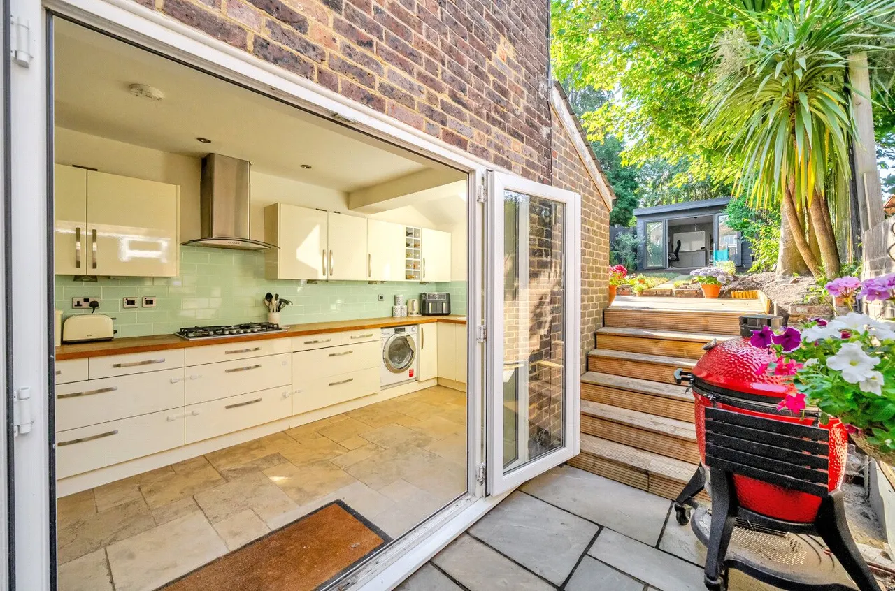 Rupert Road, Guildford, GU2, photo 5