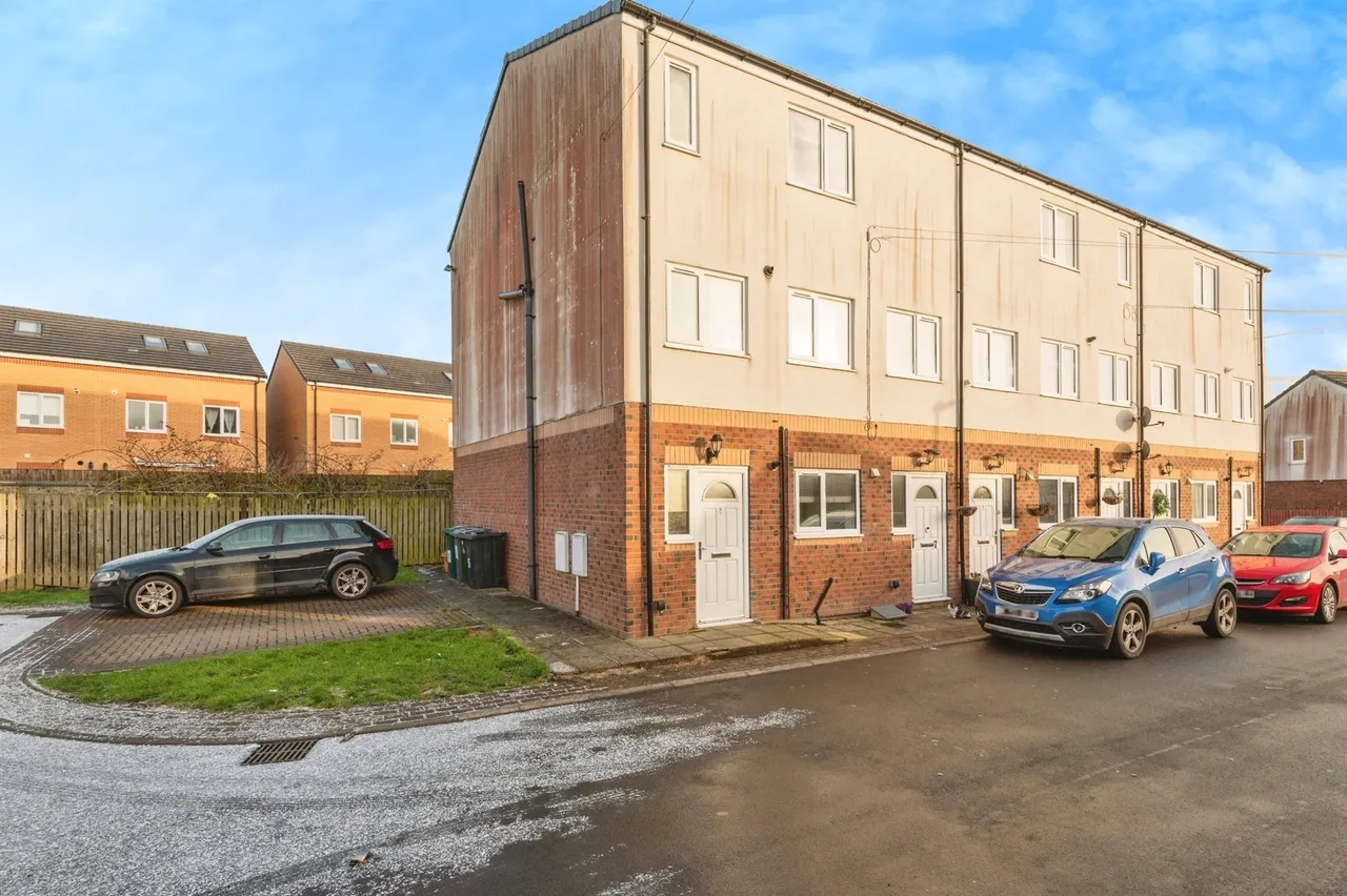 Wellington Court, Bradford, photo 12