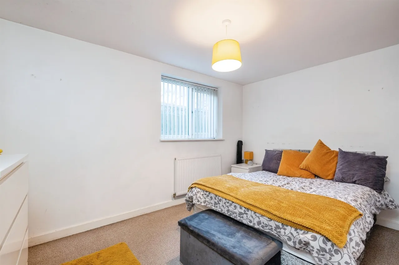 Wellington Court, Bradford, photo 7