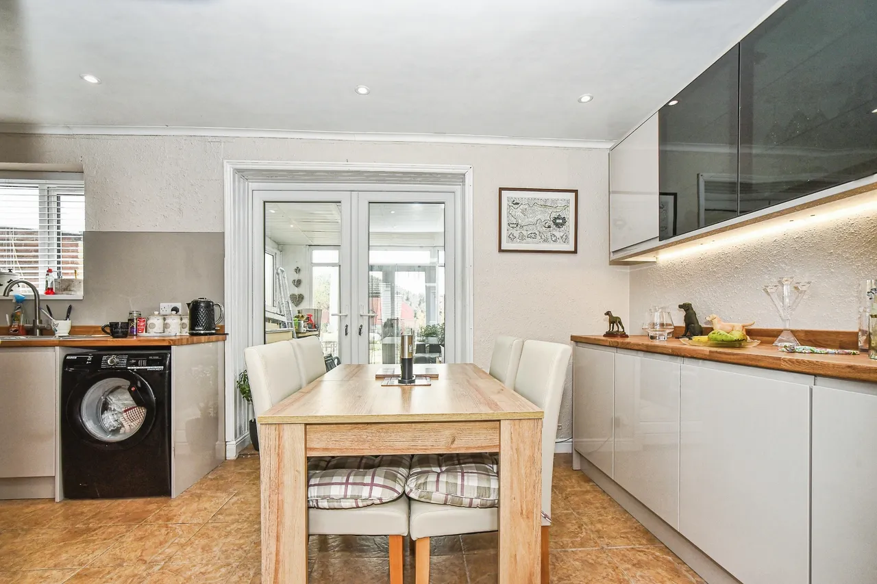 Thornbridge Avenue, Park South, SN3, photo 8