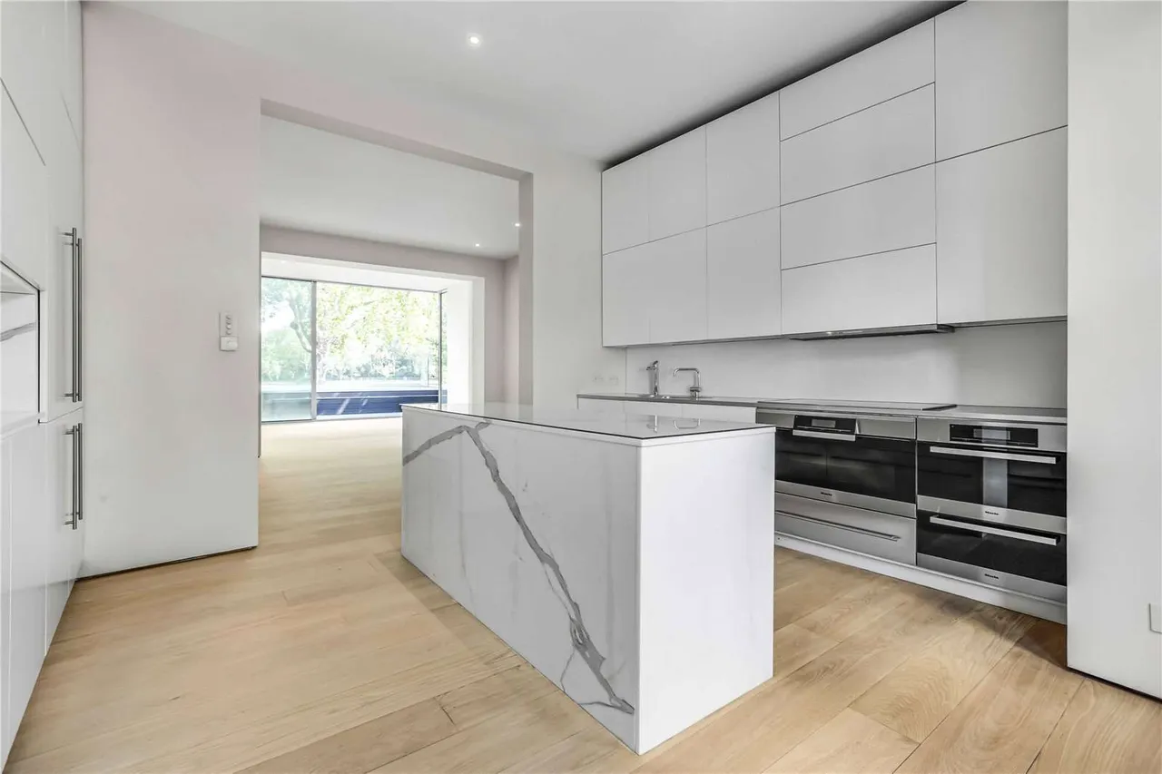 Ruvigny Gardens, Putney, London, SW15 1JR, photo 3