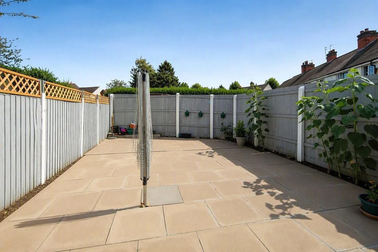 Barton Road, Nuneaton, Warwickshire, CV10, photo 17