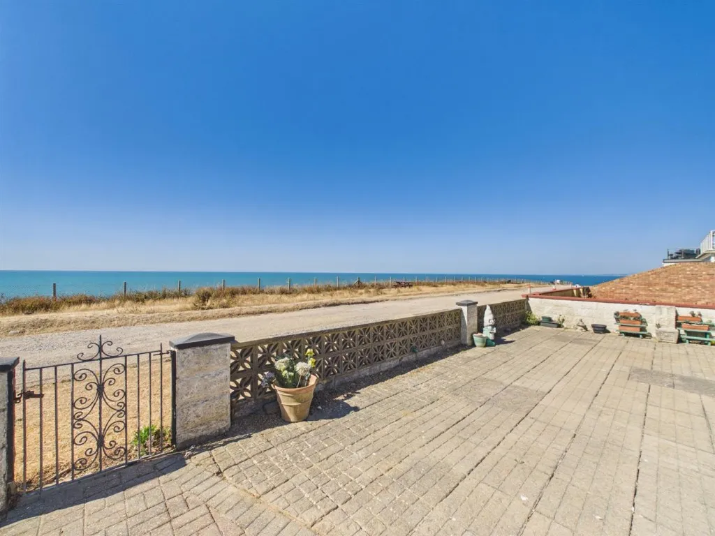 The Promenade, Peacehaven, BN10, photo 2