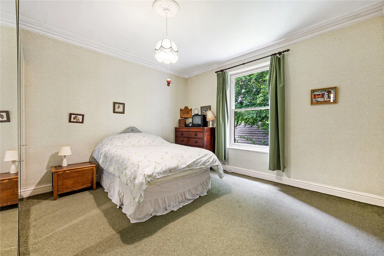 Springwood Road, Oakwood, photo 16