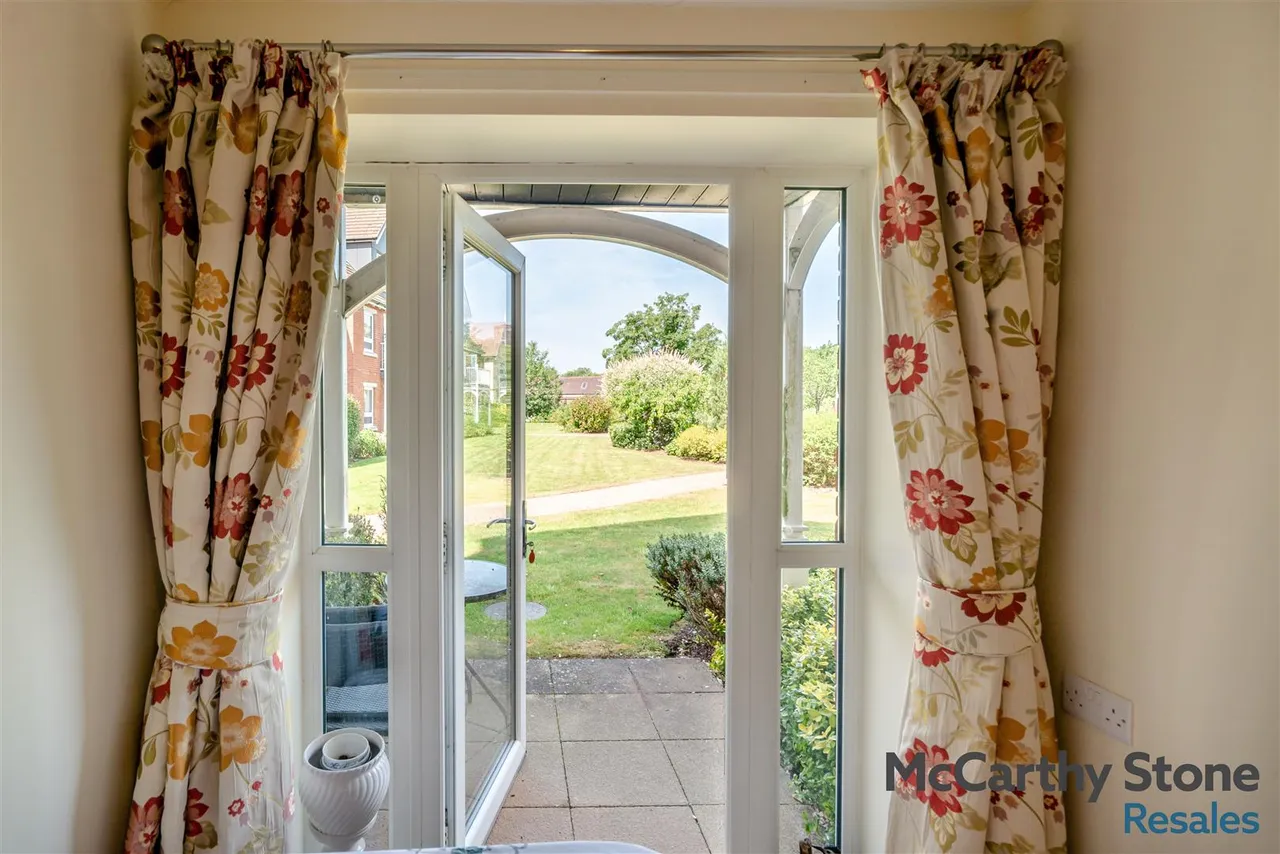 Hanbury Road, Droitwich, WR9, photo 3