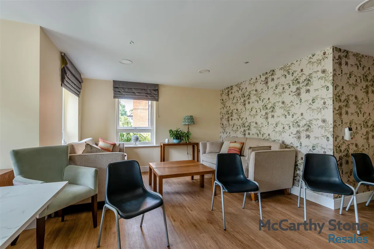 Hanbury Road, Droitwich, WR9, photo 19