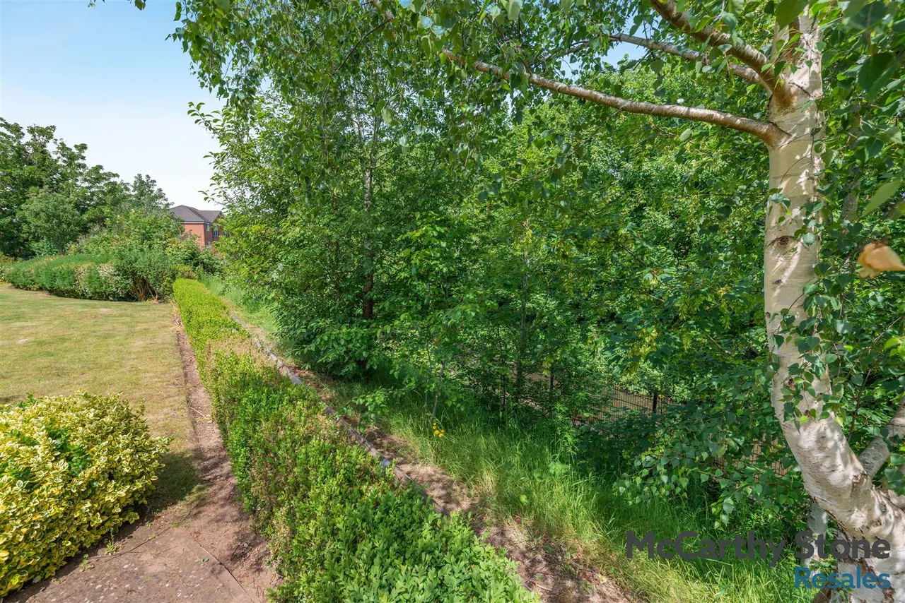 Hanbury Road, Droitwich, WR9, photo 24
