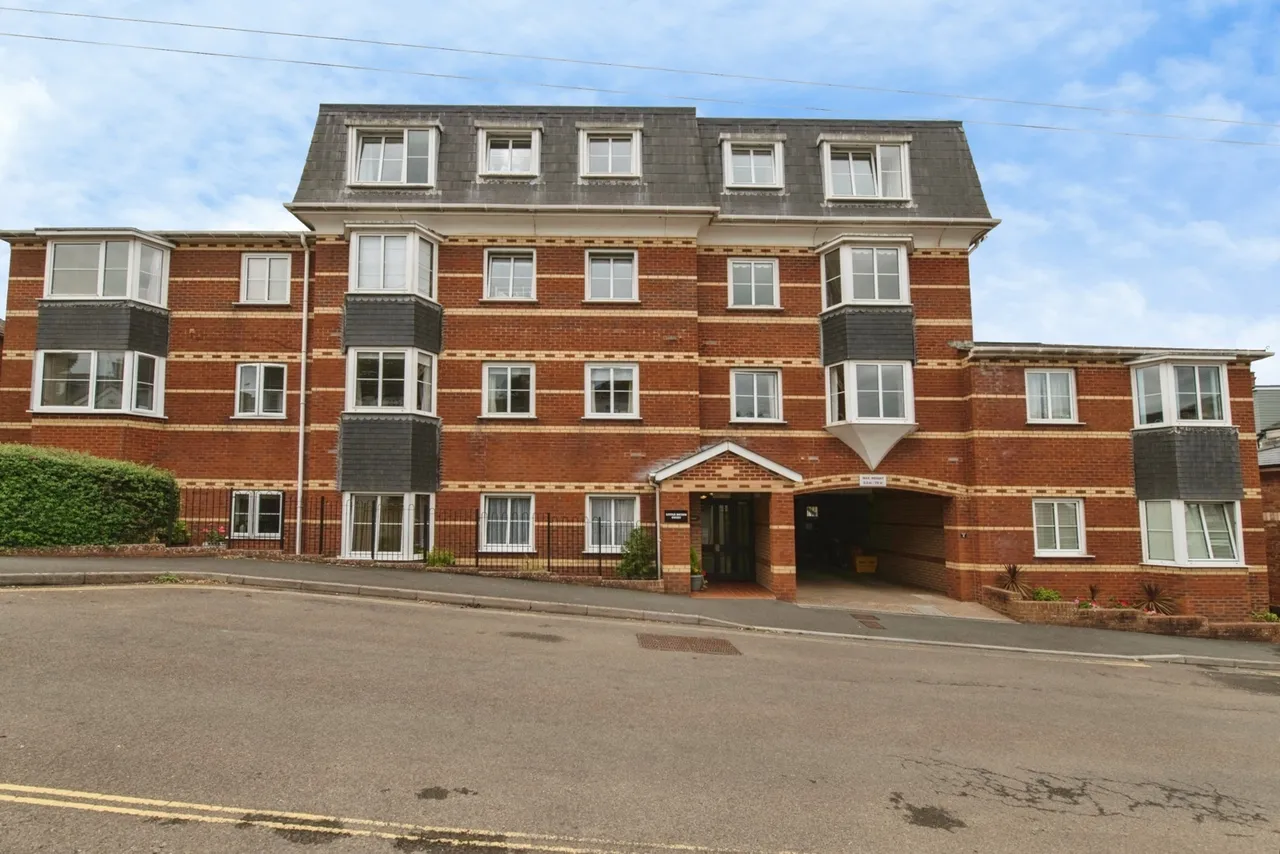 2 bed flat for sale, Little Bicton Place, Exmouth, EX8