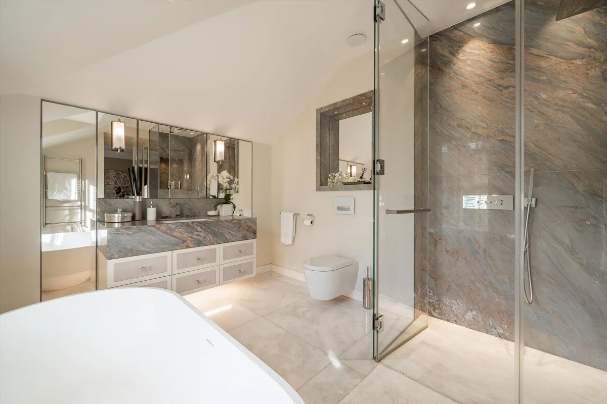 East Drive, Wentworth, GU25, photo 17