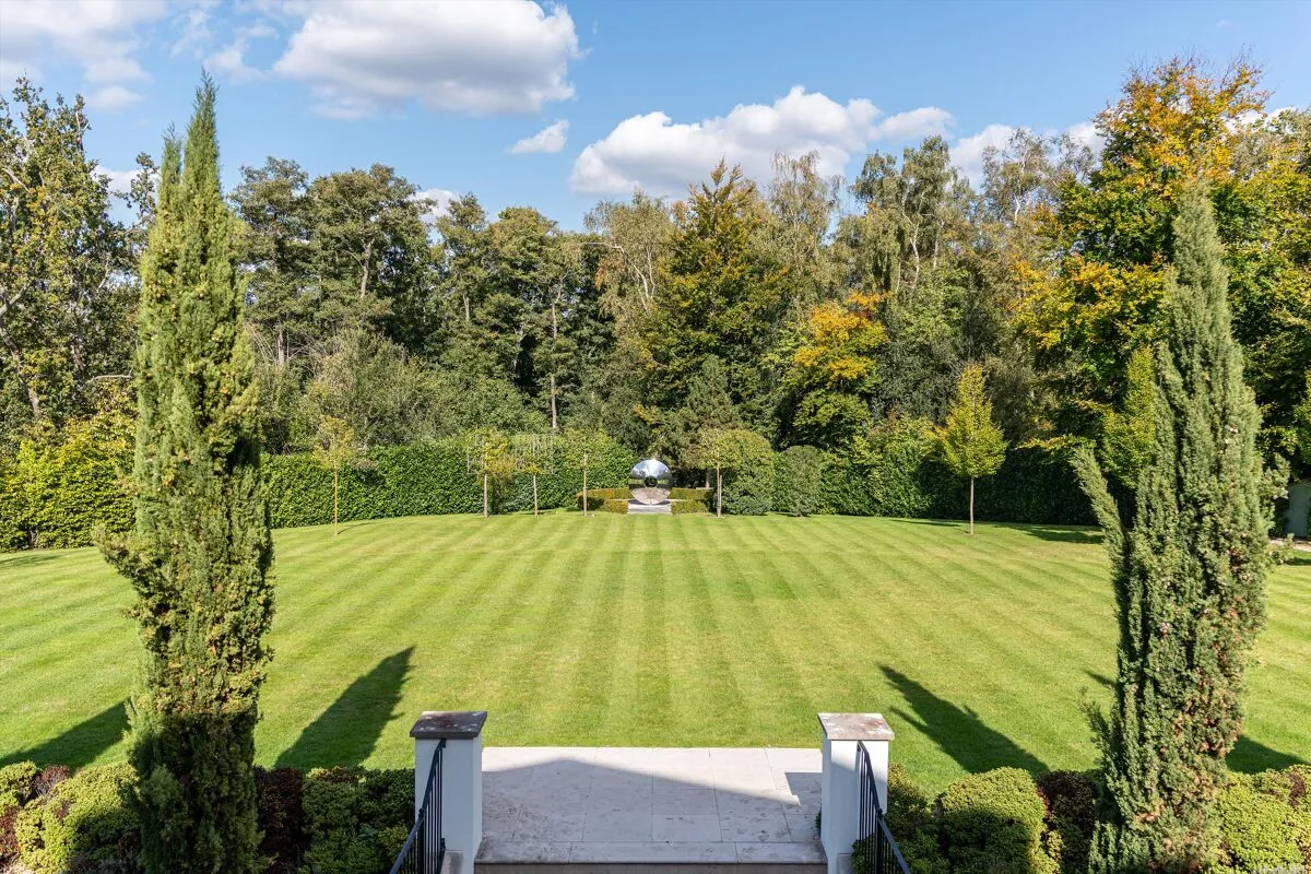 East Drive, Wentworth, GU25, photo 31