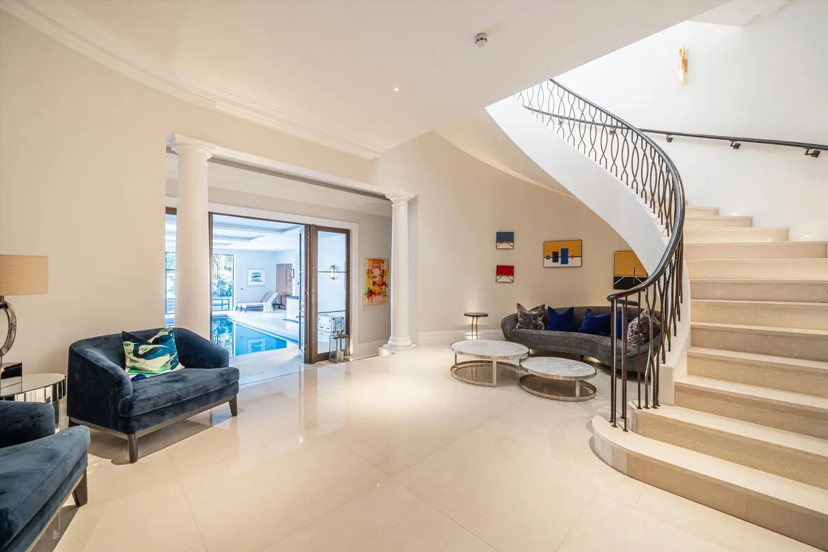 East Drive, Wentworth, GU25, photo 23