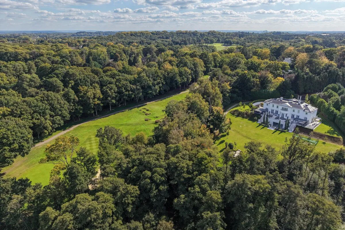 East Drive, Wentworth, GU25, photo 33