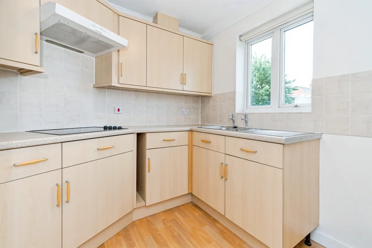 Highfield Lane, Southampton, SO17, photo 5
