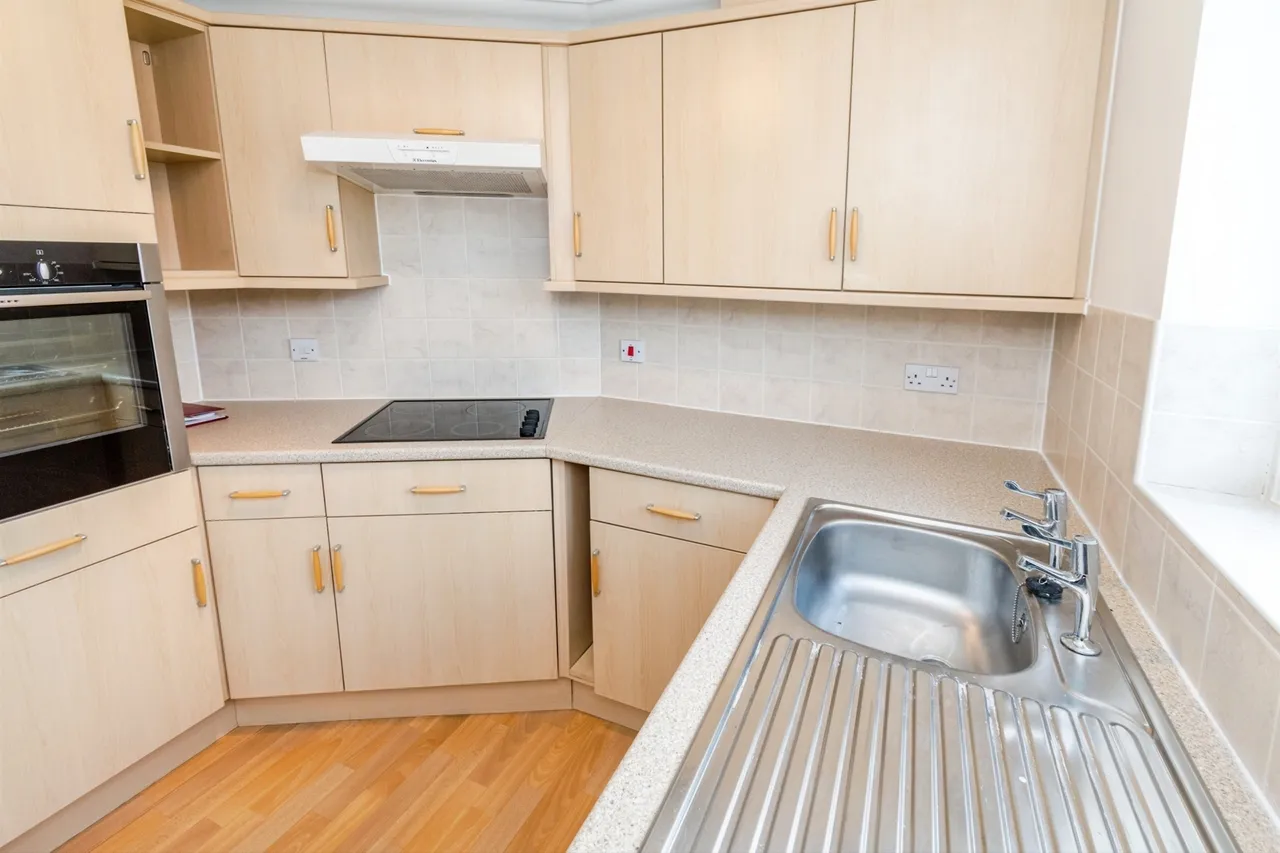 Highfield Lane, Southampton, SO17, photo 7
