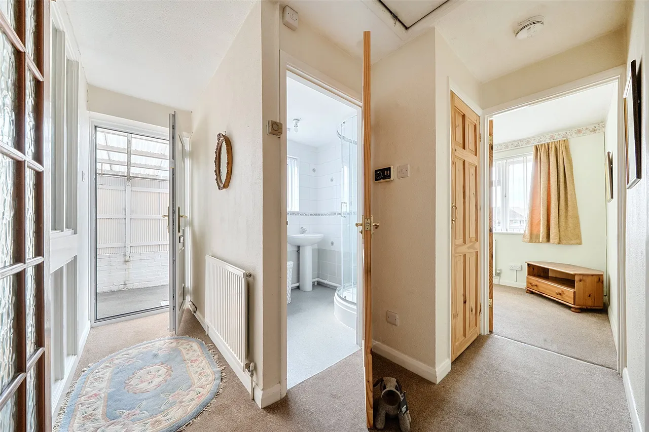 Blenheim Drive, Witney, OX28 5LN, photo 12