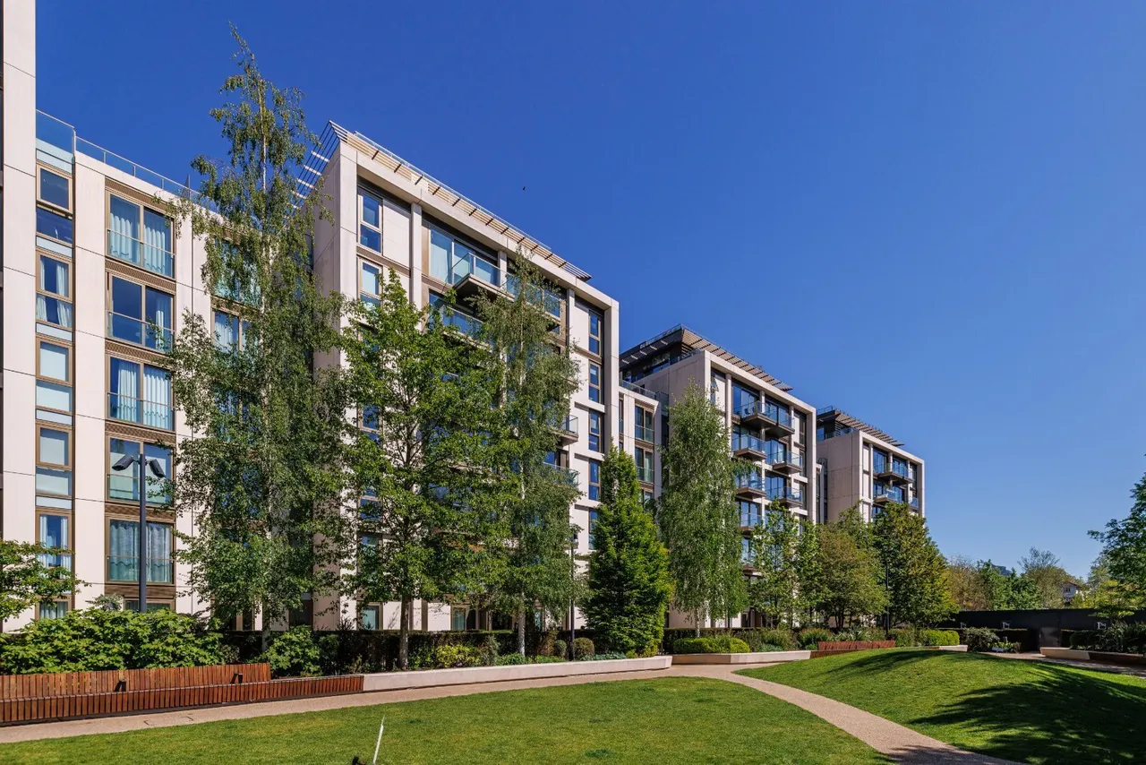 1 bed flat for sale, Lillie Square, West Brompton, SW6