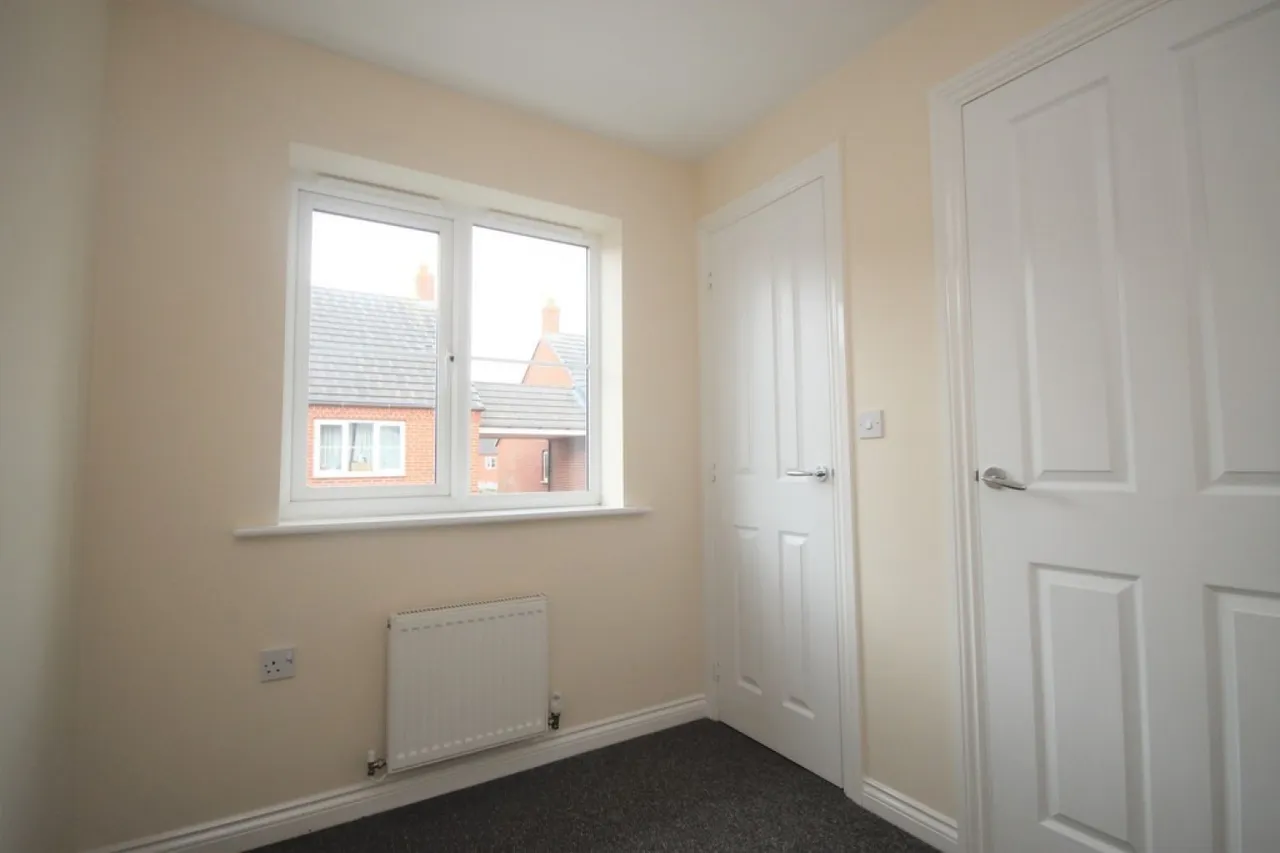 Whitebeam Way, Nuneaton, photo 5